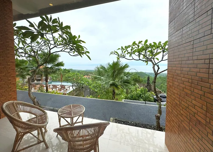 Mere Sea View Penida ホテル